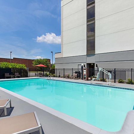 Hyatt Place Louisville-East Esterno foto
