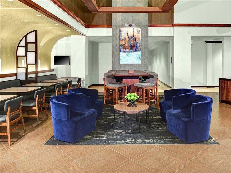 Hyatt Place Louisville-East Esterno foto
