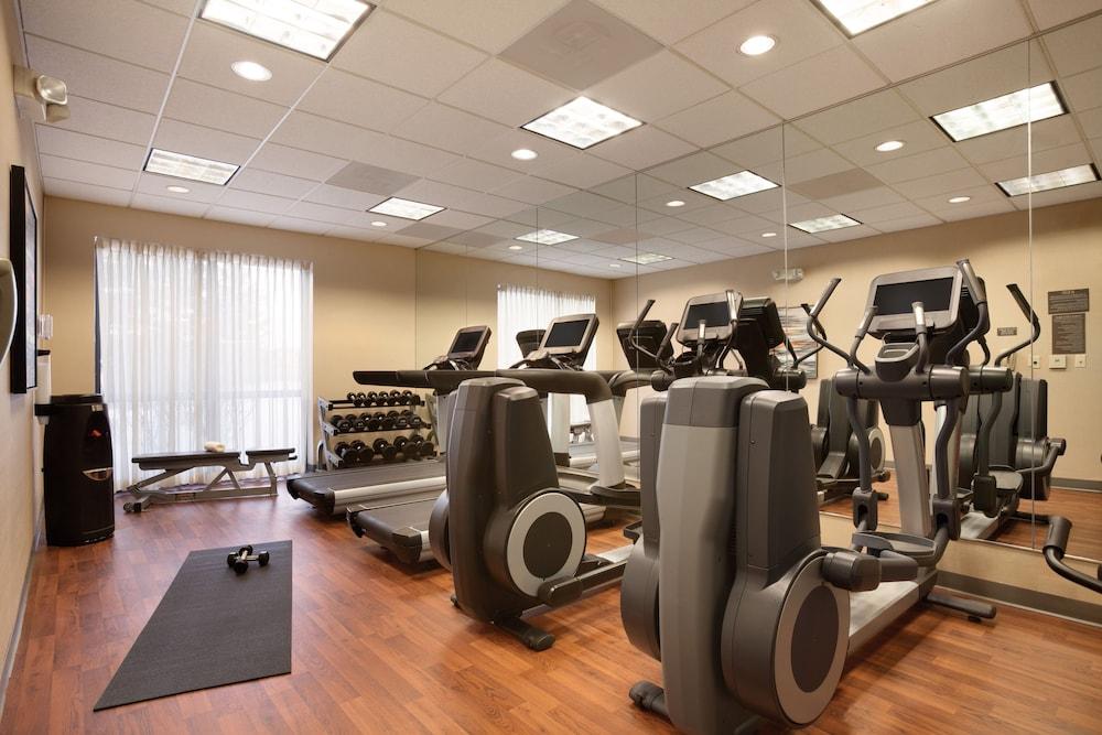 Hyatt Place Louisville-East Esterno foto